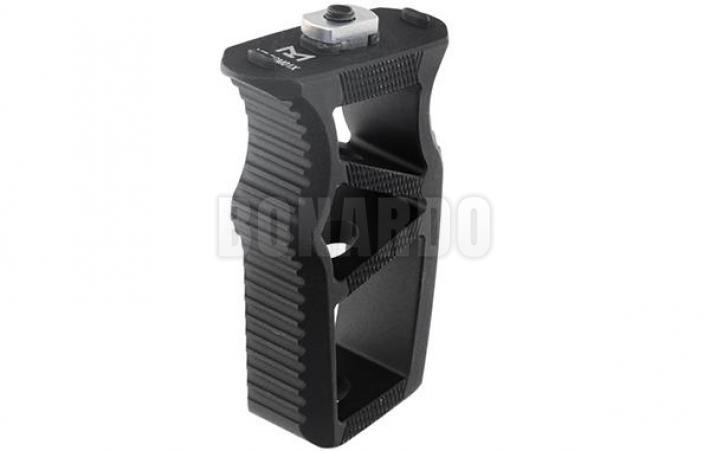 UTG ULTRA SLIM VERTICAL FOREGRIP M-LOK